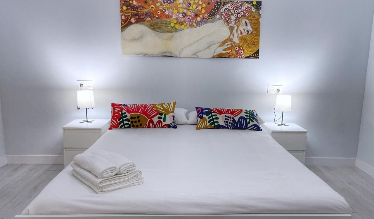Vt Flat Reformado Con Escritorio De Trabajo Y Wifi Apartment Bilbao Bagian luar foto