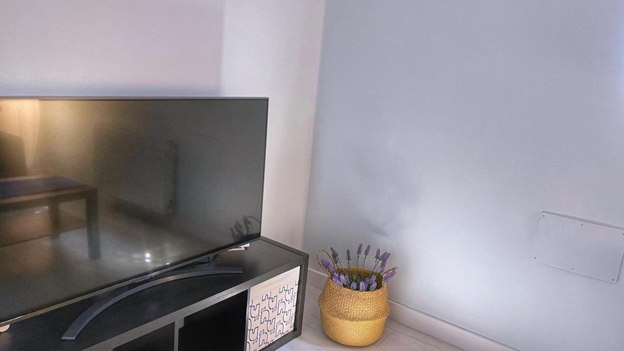 Vt Flat Reformado Con Escritorio De Trabajo Y Wifi Apartment Bilbao Bagian luar foto